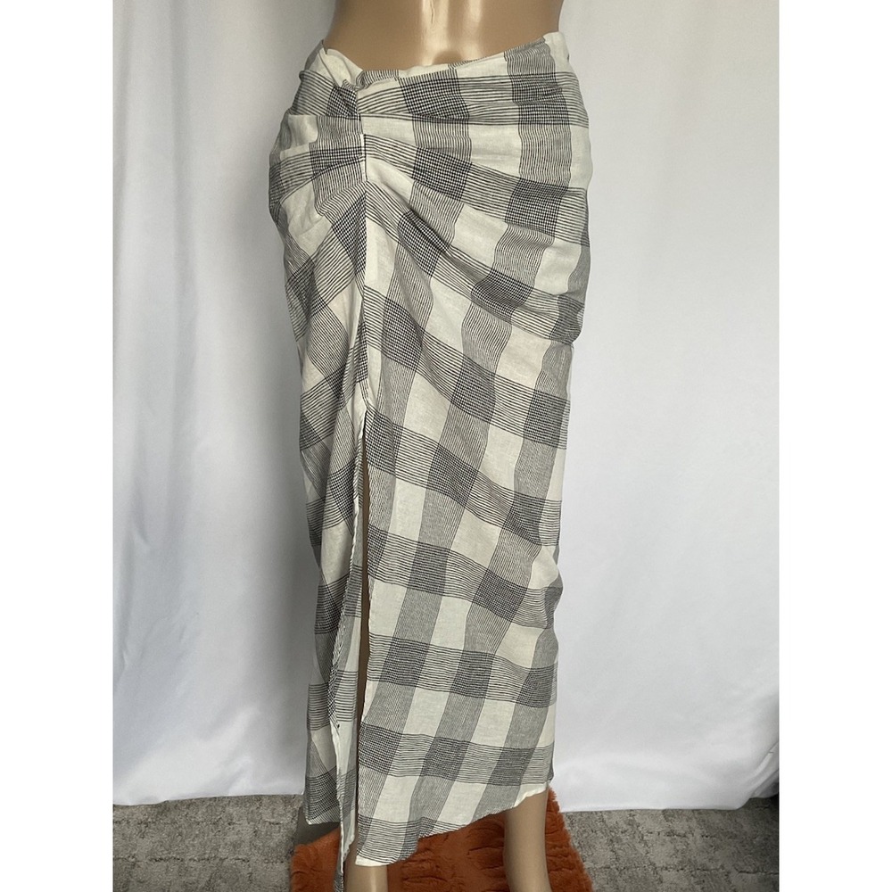 Forever 21 Womens  Plaid Médium A-line‎ Maxi Skirt Grey White
